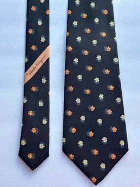 Salvatore Ferragamo Men’s 100% Silk Italian Tie in Black Allover Floral Print